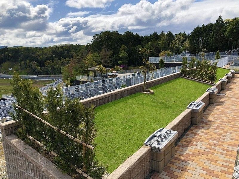 仏心霊園 一般墓・樹木葬