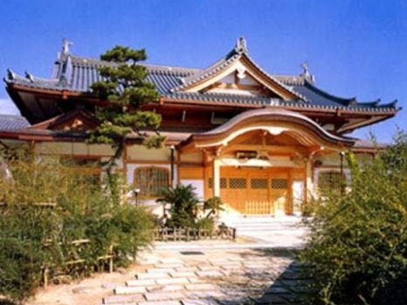 吉祥林墓苑