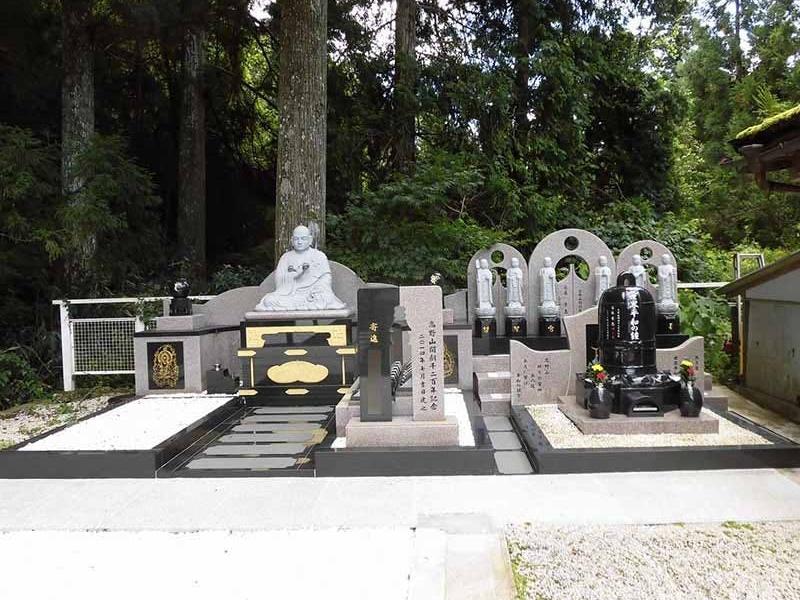 高野山 奥の院 永代供養墓「佛舎利宝塔」