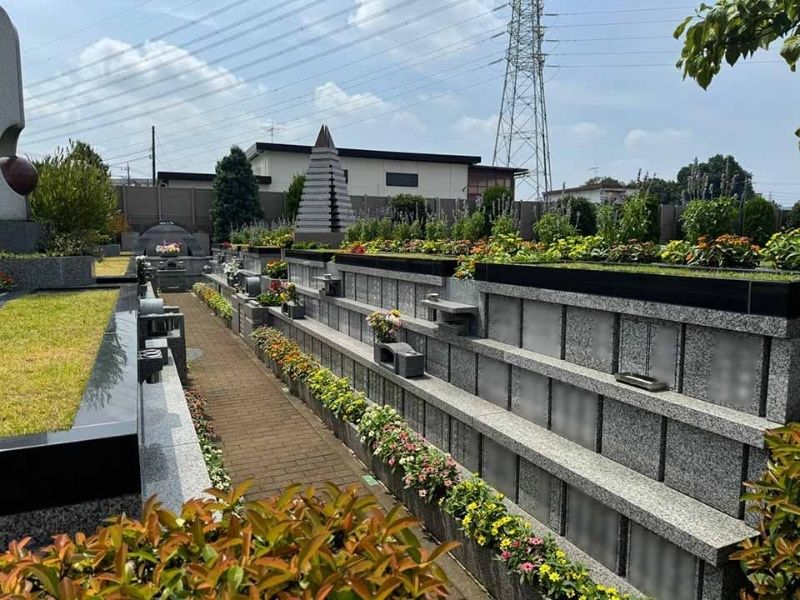 フラワーパークみよしの霊園