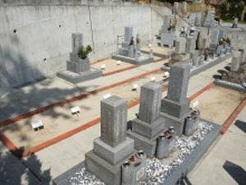 光明寺霊園