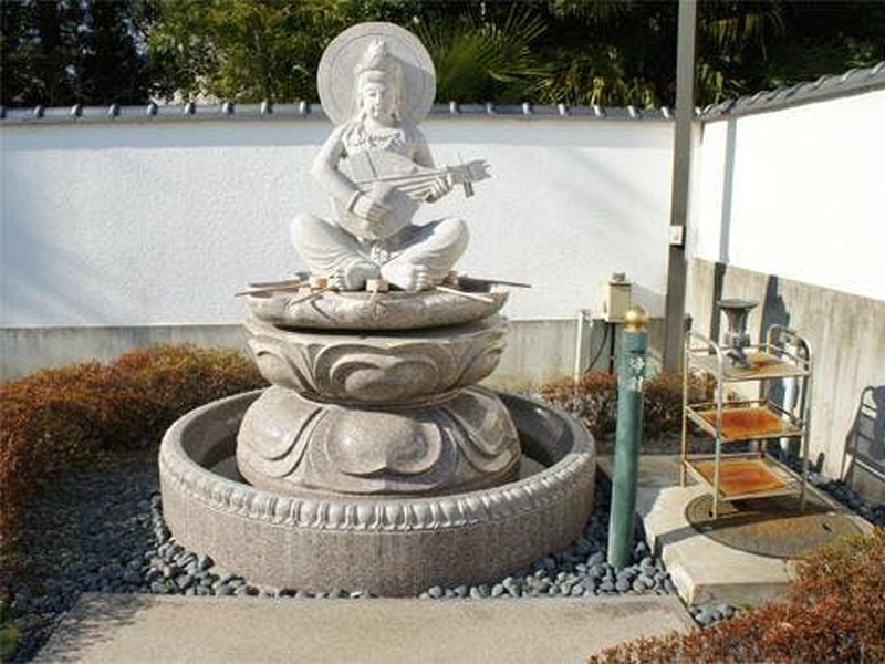 遍照院霊園