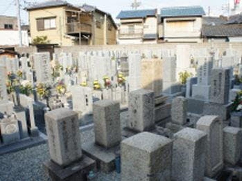 本昌寺墓地