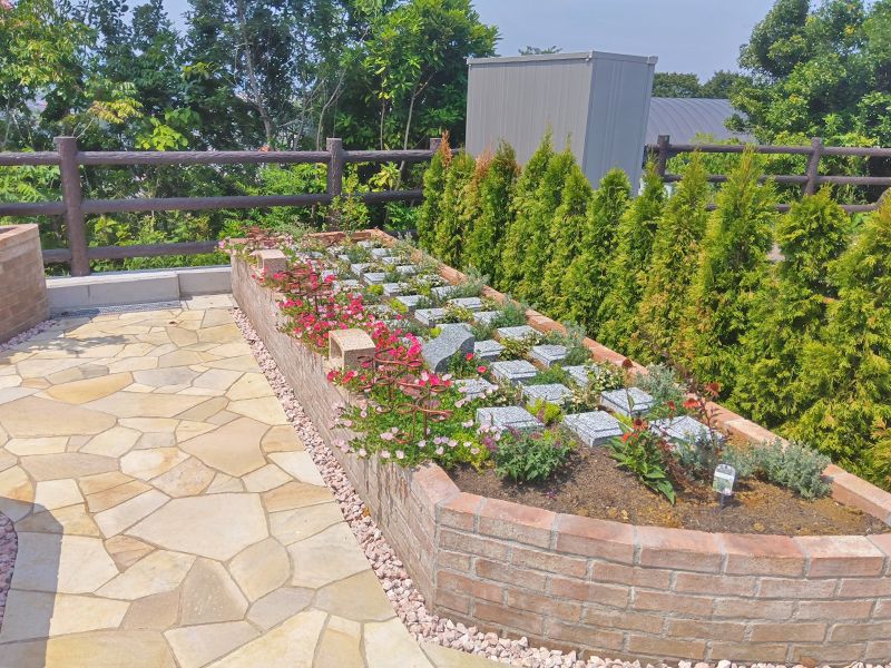 みしま望嶽の丘霊苑 結の杜