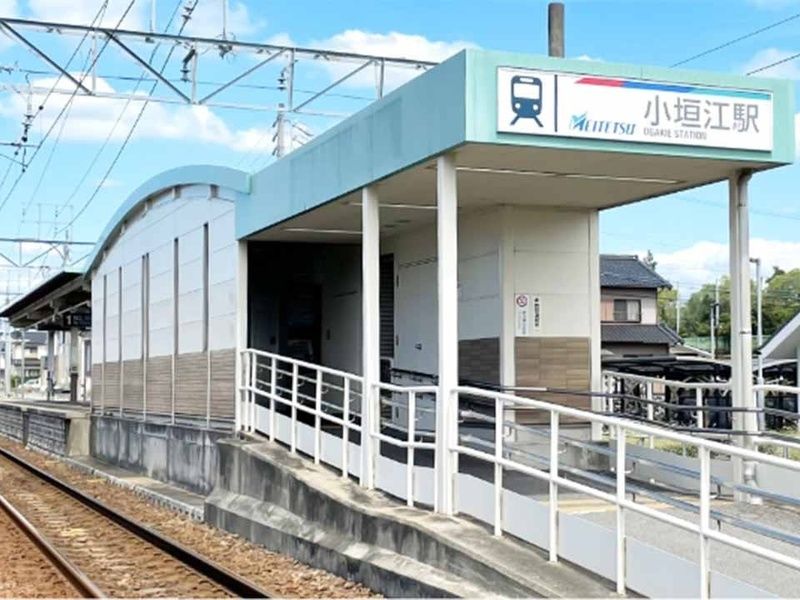 名鉄三河線「小垣江駅」より車で約５分