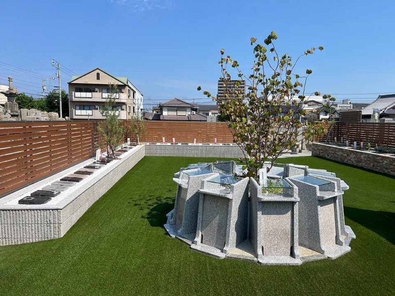 １名から８名まで利用可能なさまざまな樹木葬タイプが揃います