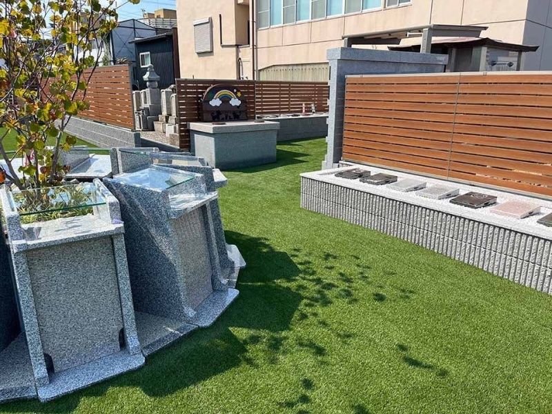 さまざまなタイプの樹木葬が併設されています