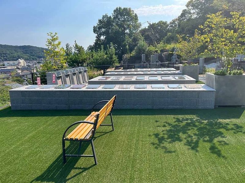 園内には寛ぐことができる休憩スペースが設けられています