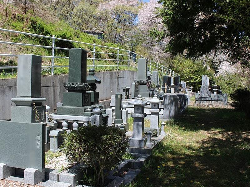 天照寺墓地
