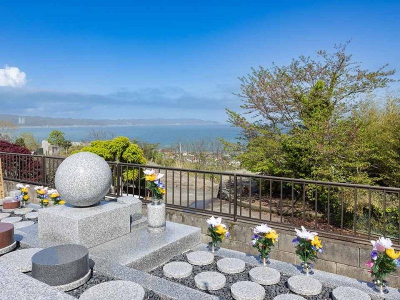 鴨川樹木葬 〜海を望む樹木葬〜