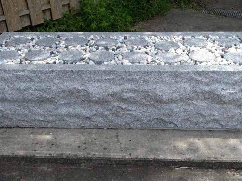 樹木葬は２名様、８名様が埋葬できるタイプがあります