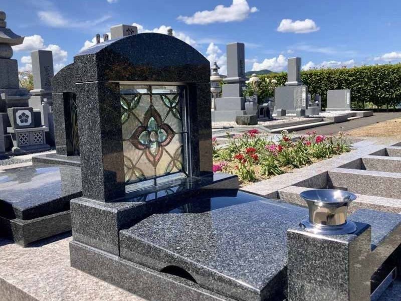 晴れた日には特に美しい色合いです