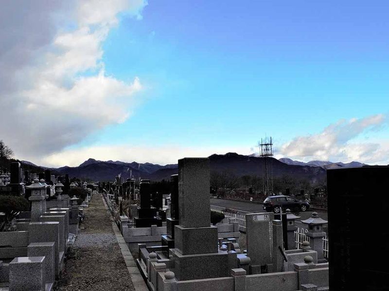 小牧山霊園