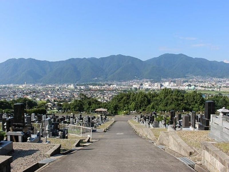 小牧山霊園