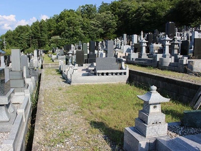 小牧山霊園