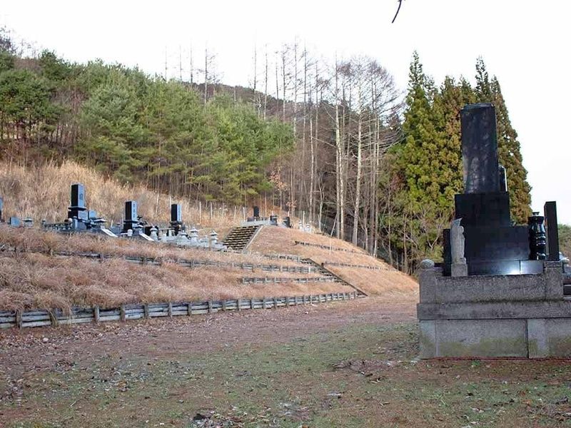 長和町大桜墓地公園