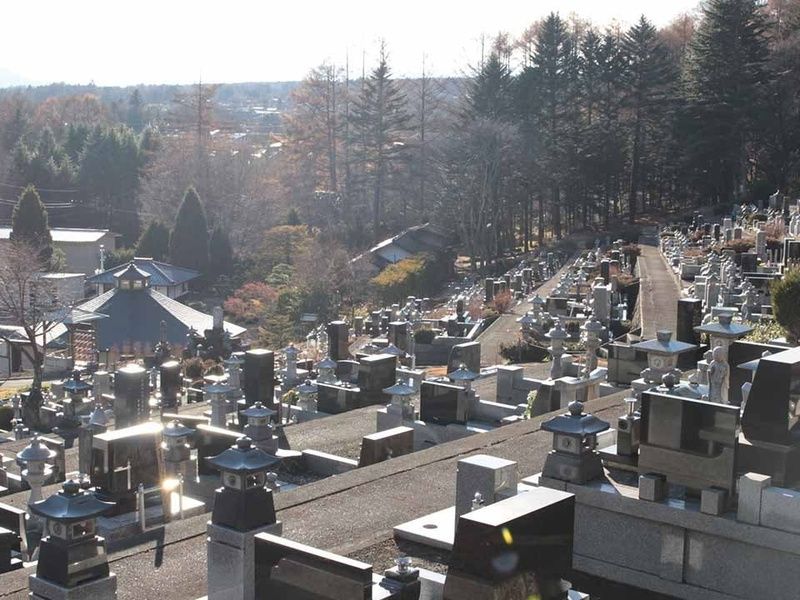 長倉霊園