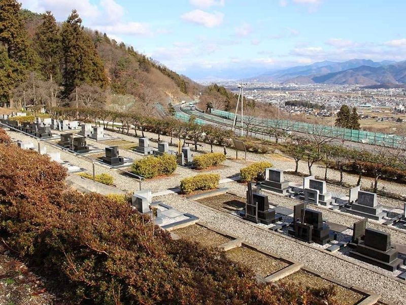 千曲市営 桑原雁塚霊園桜花苑