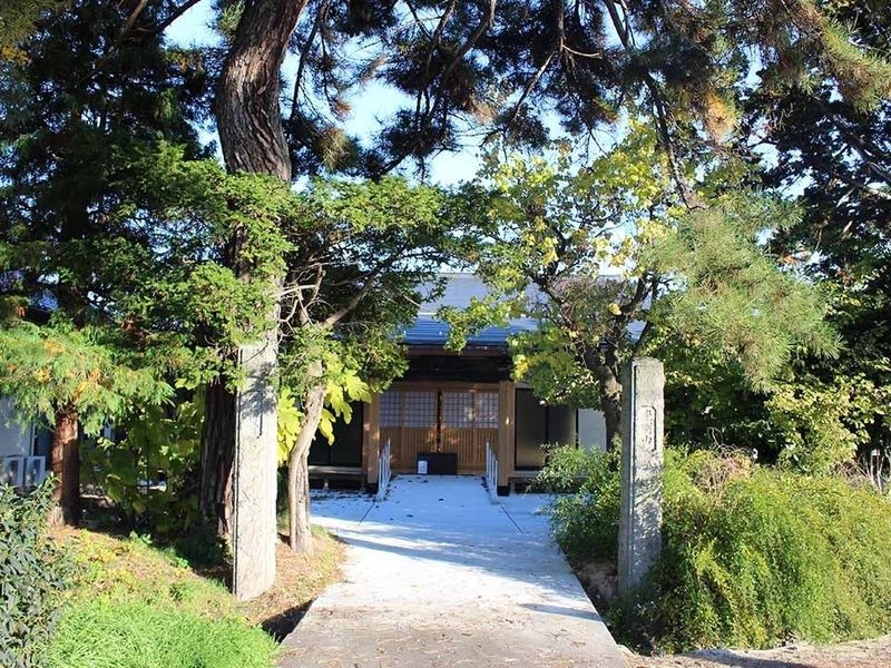 常行寺墓地