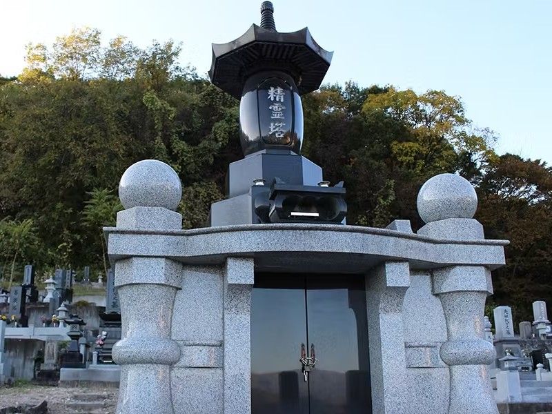真蔵寺墓地