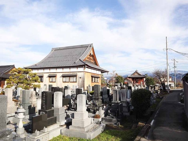 常福寺墓地