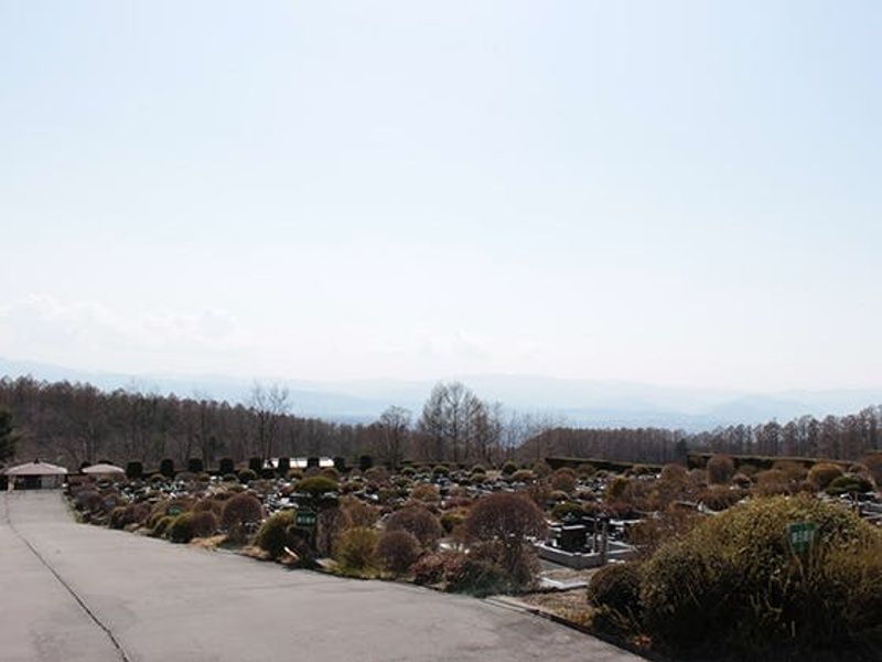 霊園より南を望む