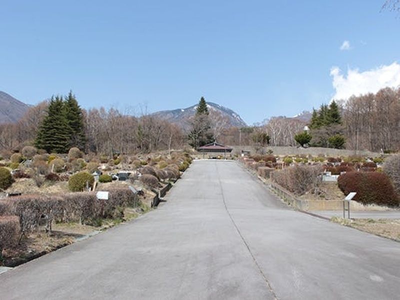 霊園全景