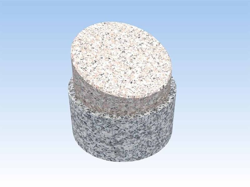 各樹木葬区画に設けられている石碑プレート（イメージ①）