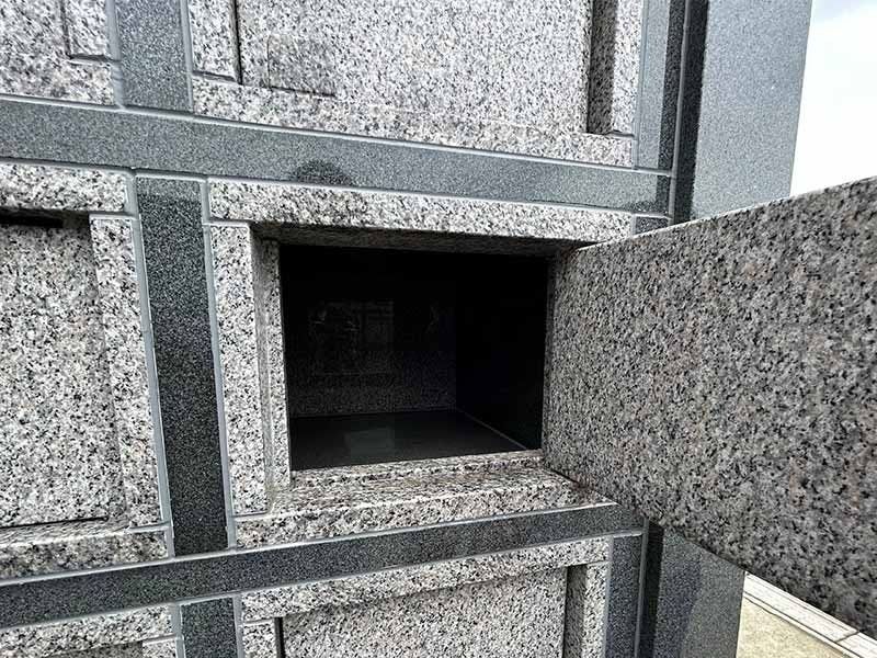 納骨堂の納骨室