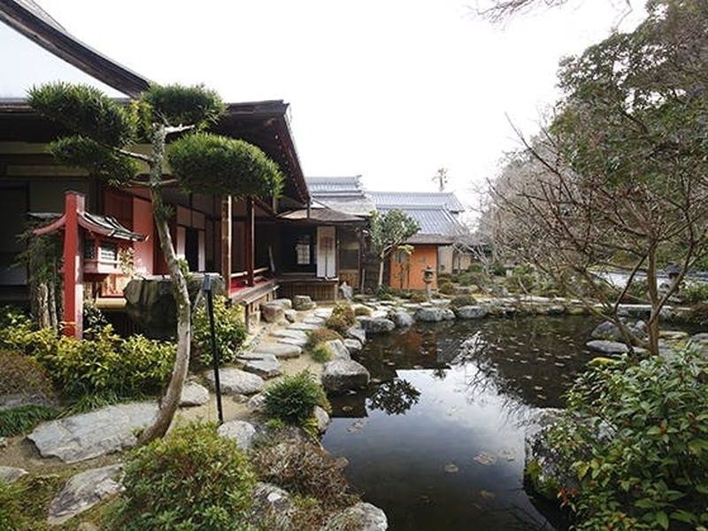 大和三名園の庭園「香藕園」