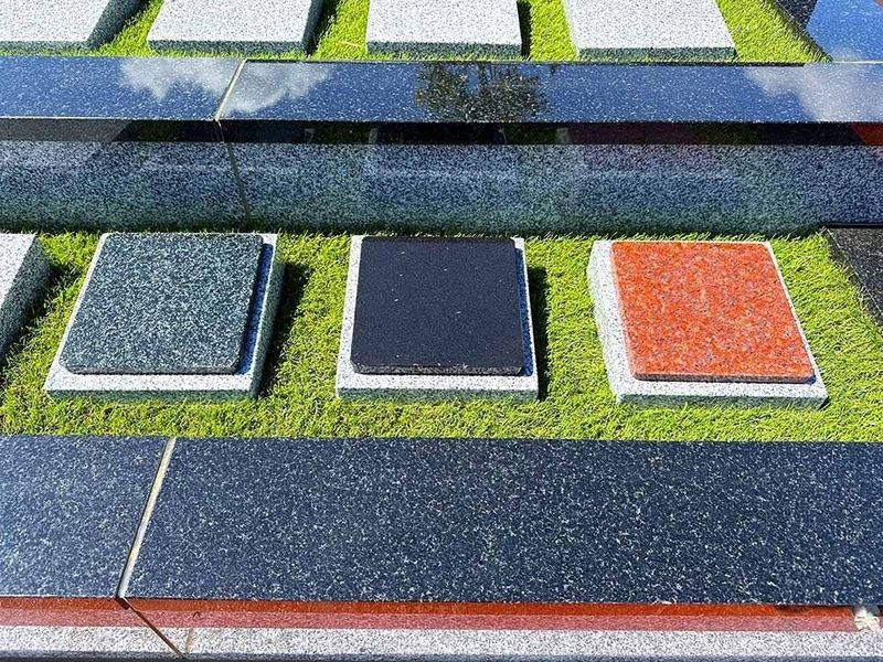 個別墓プレートは3種類よりお選びいただけます