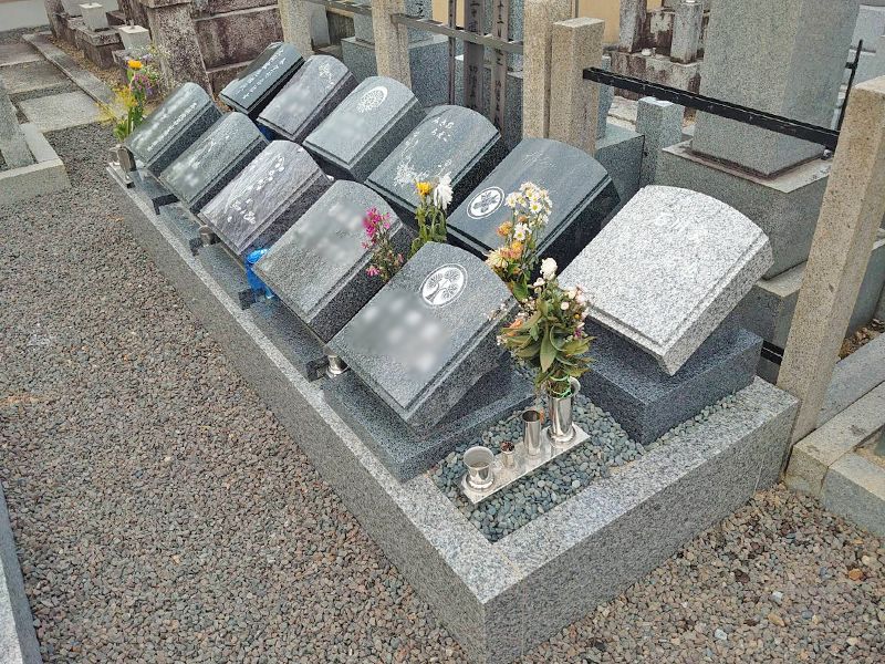 妙心寺隣華院 永代供養墓 「佛心塔」