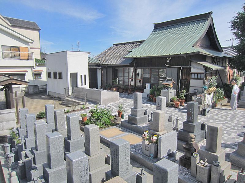 善遠寺境内墓地