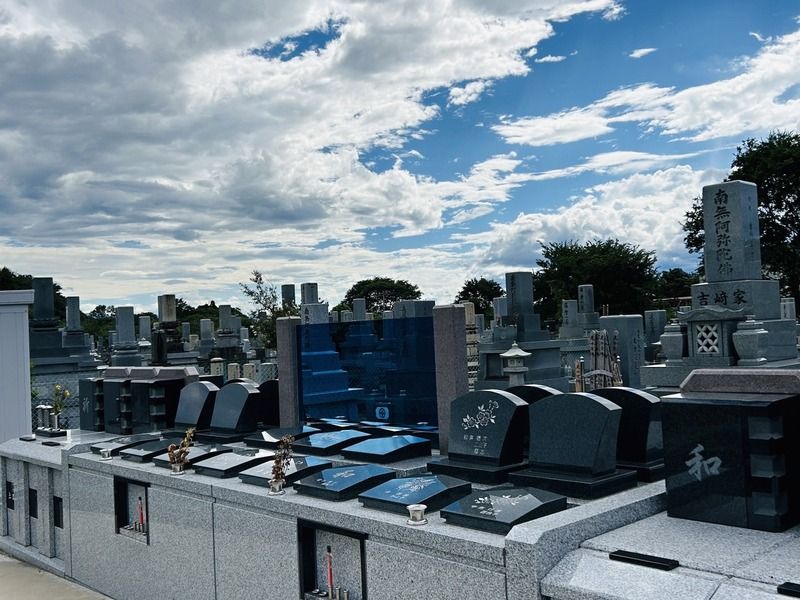 利生寺浜黒崎墓地