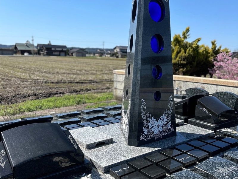 賢徳寺 なんと百合の花霊園