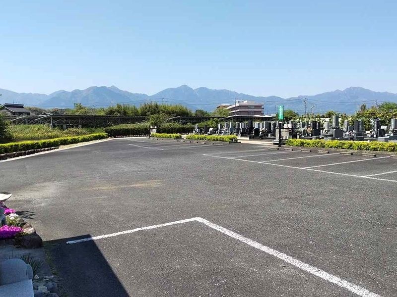 三滝川メモリアルパーク