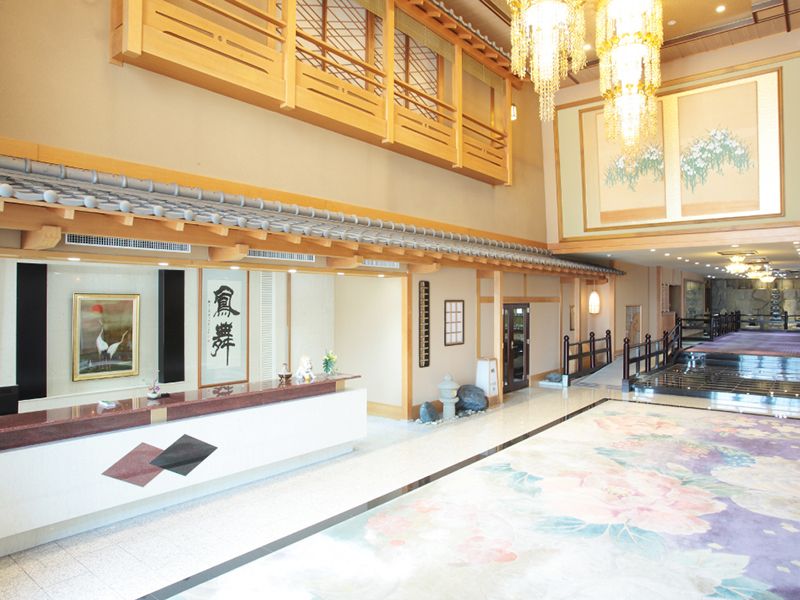 外光あふれるエントランス