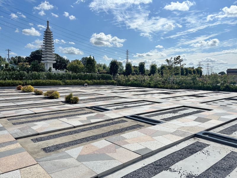 区画はお申し込み順に無くなってまいります。お急ぎください。