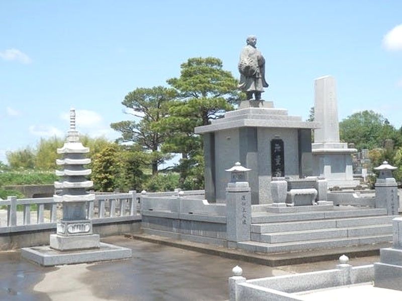 浄土真宗本願寺派 本光寺永代供養墓（無量壽）
