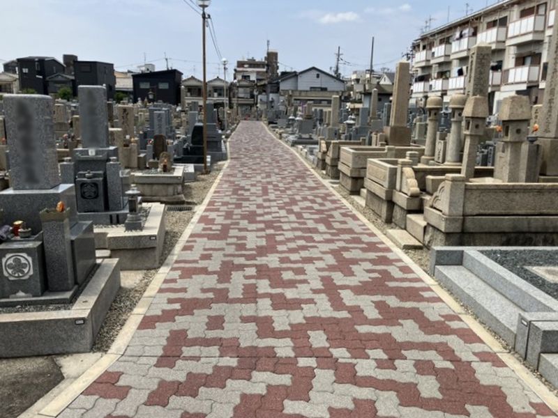 岩田墓地