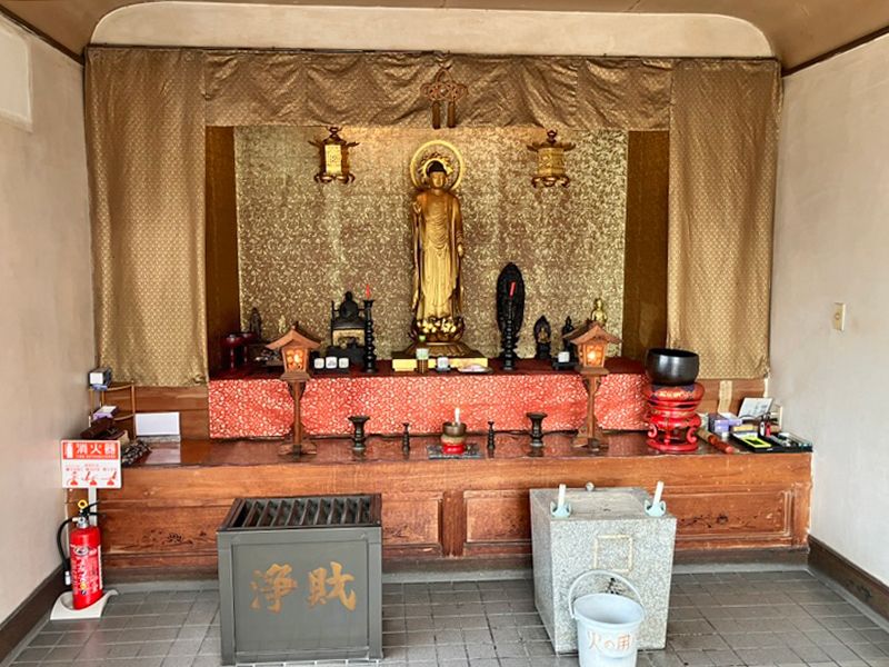 岩田墓地