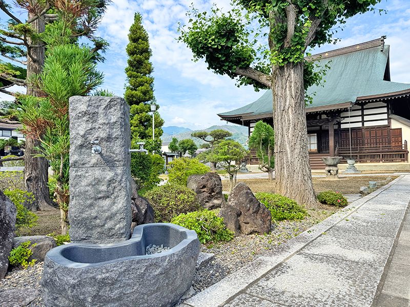 宝栄寺 のうこつぼ
