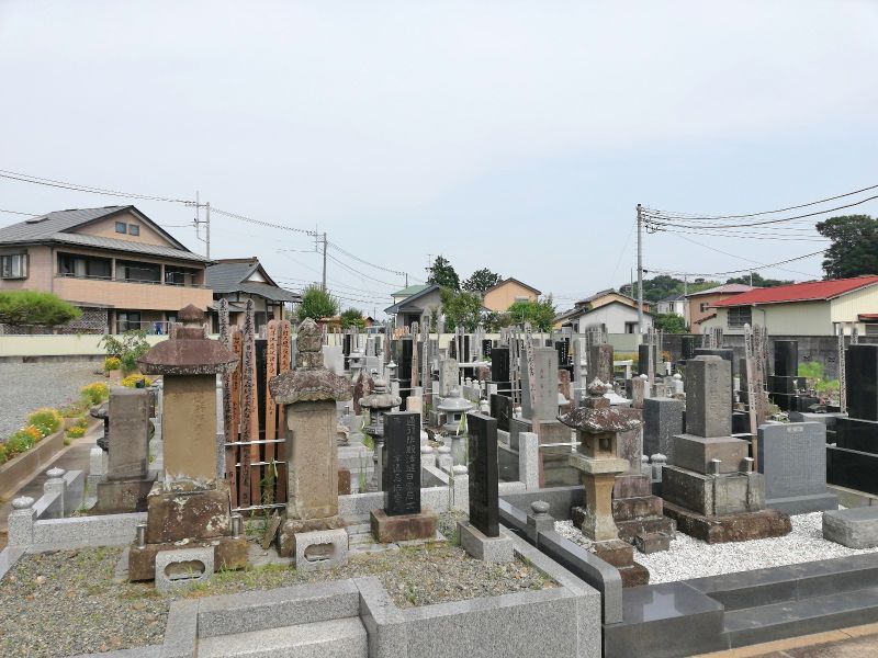 宗信寺墓苑