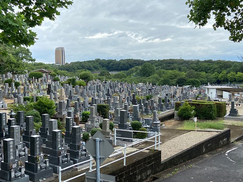 平和公園 松徳院墓地
