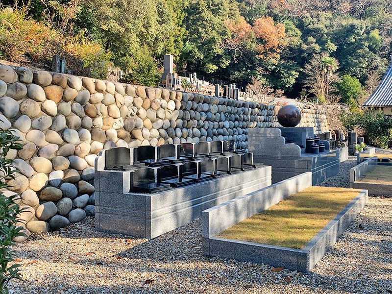 大興寺樹木葬墓地「翆光苑」