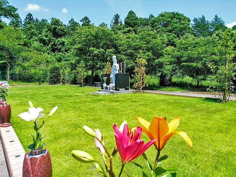 日光杉並木墓苑