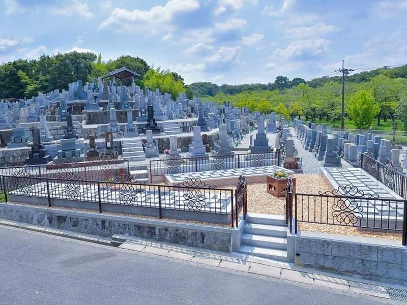 平和公園内 メモリアルガーデン天寧寺霊苑