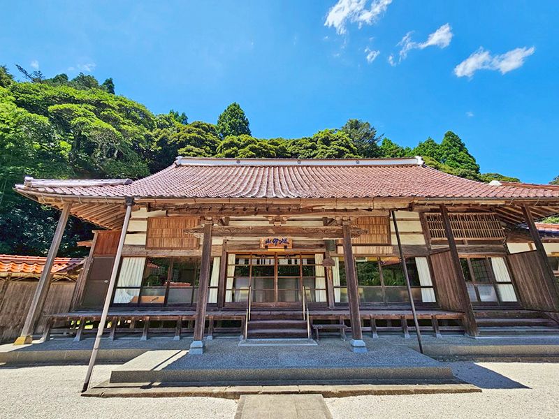 本誓寺 のうこつぼ