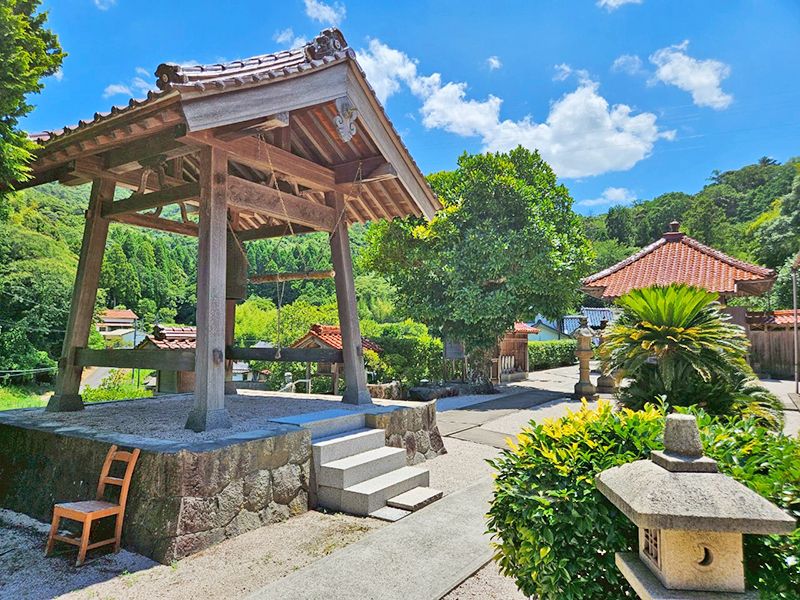 本誓寺 のうこつぼ