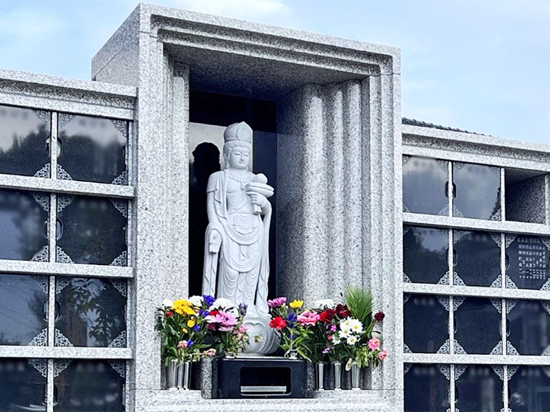 永代供養墓「燈」は完全個室型でご家族様だけでお眠りいただけます